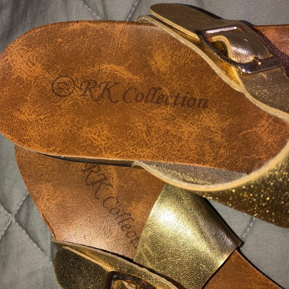 Gold Sandles - Picture 2 of 2